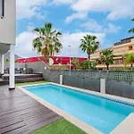 Vila Casa Independiente Con Piscina Privada