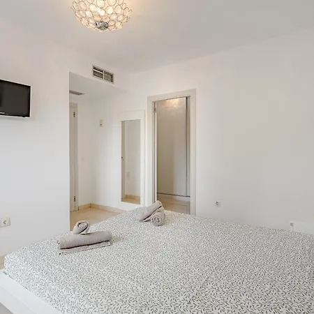 빌라 Casa Independiente Con Piscina Privada 아데제