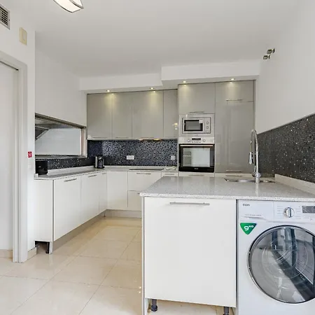 Casa Independiente Con Piscina Privada * 아데제