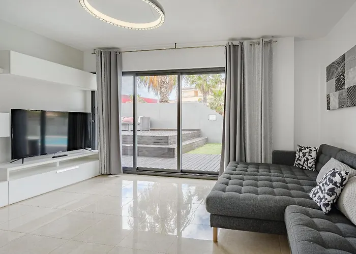 Casa Independiente Con Piscina Privada